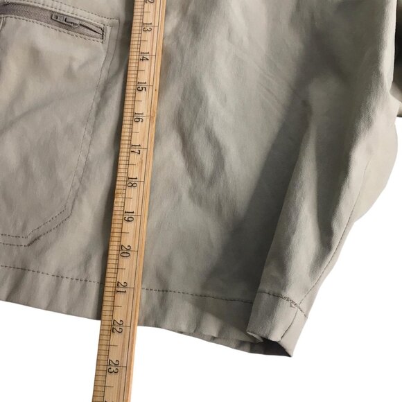 Wrangler Shorts Mens 40 Khaki Performance Zip Cargo 10 Inseam UPF 50 Wicking - Picture 10 of 16